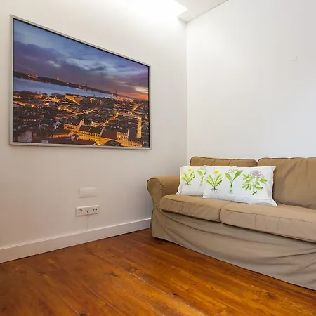 Feels Like Castelo Modern Apartment *